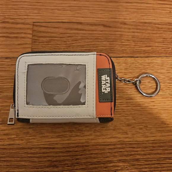 STAR WARS PORG BUNDLE: Wallet Popsocket, & Keychain - Picture 3 of 10